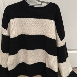 Topshop - white/black color-block sweater -size 12